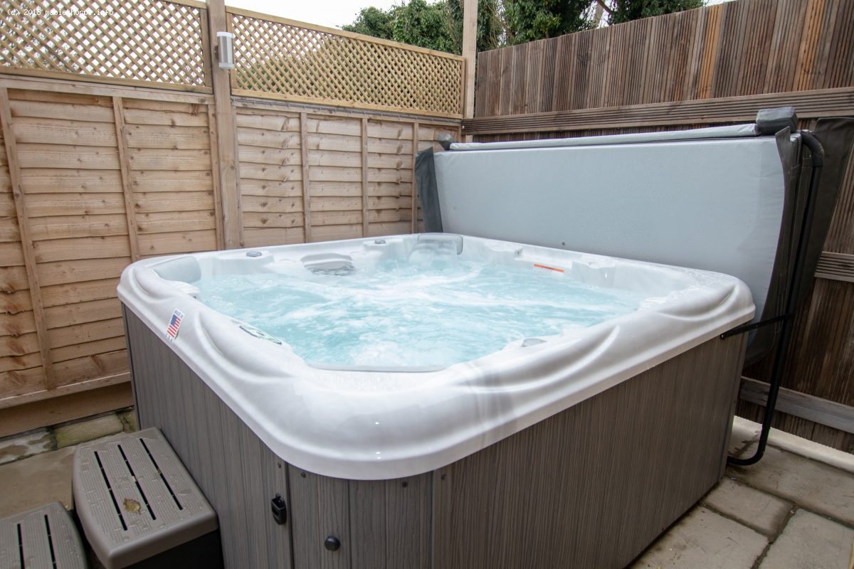 Riverside Farm Holiday Cottages in Wainfleet Alford, Lincolnshire